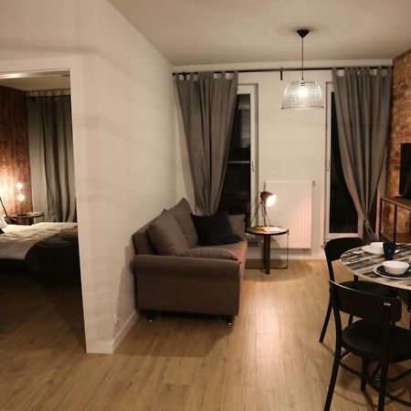 Concept Red Apartment Krakov Exteriér fotografie
