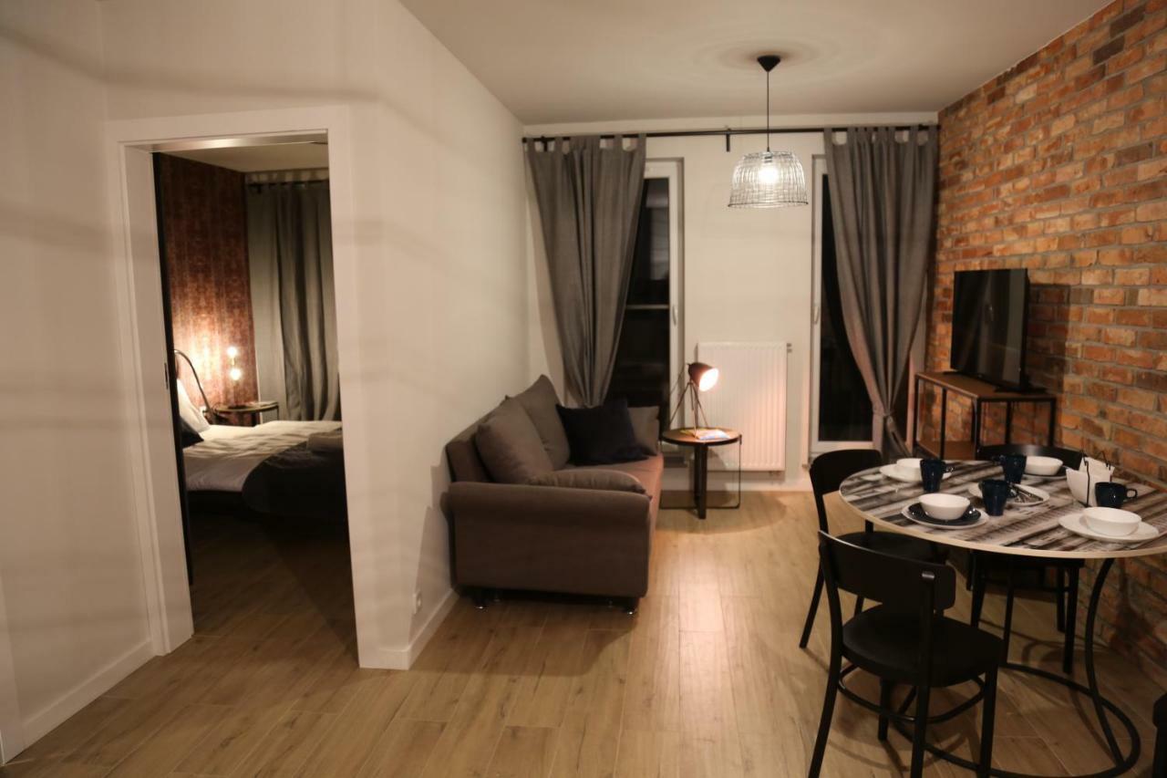 Concept Red Apartment Krakov Exteriér fotografie